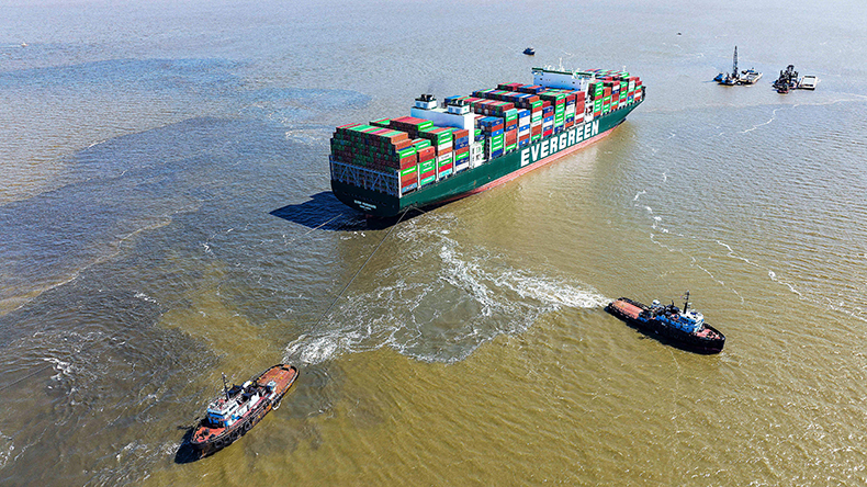 Tugboats pull on the Ever Forward container ship in Pasadena, Maryland, USA on March 29, 2022, trying to free the cargo ship as it sits in the Chesapeake Bay after it ran aground near Baltimore. As a 1,095-foot cargo ship remained stranded in the Chesapeake Bay March 28, environmental experts raised concerns about a potential oil spill as crews worked to free the ship from the mud that its stuck in. Photo by Jim Watson/Pool/ABACAPRESS.COM