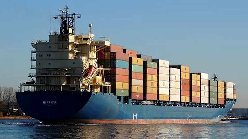 Containership Ariana A loaded