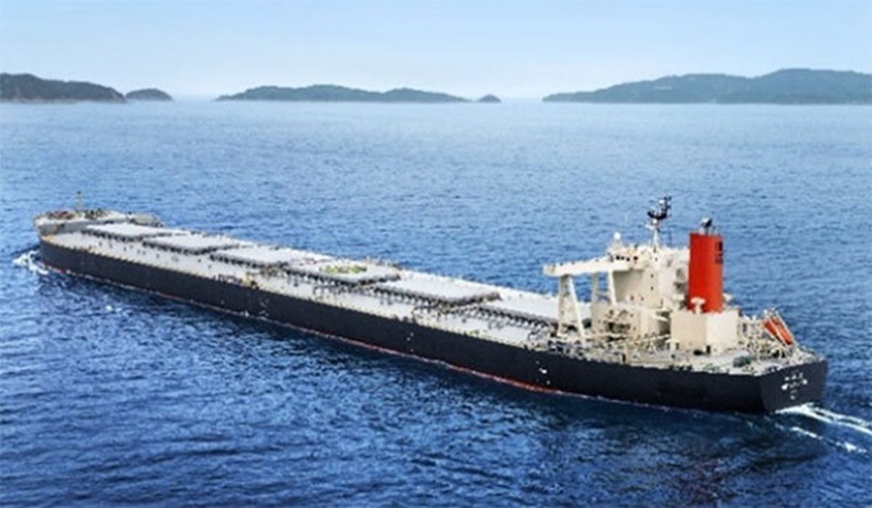 MOL capesize bulker Shinzan Maru at sea