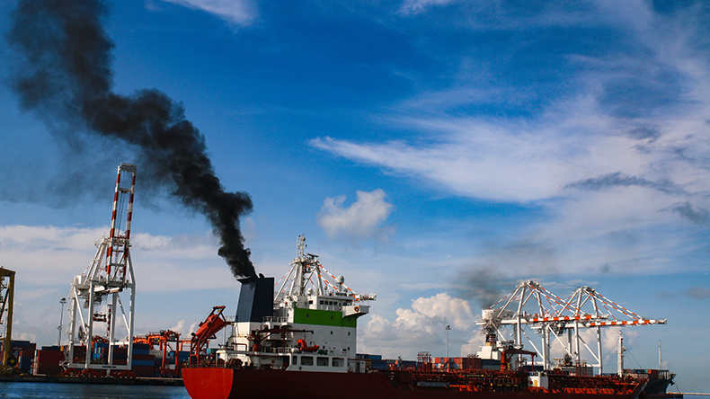 Port environment smoke pollution sulphur cap