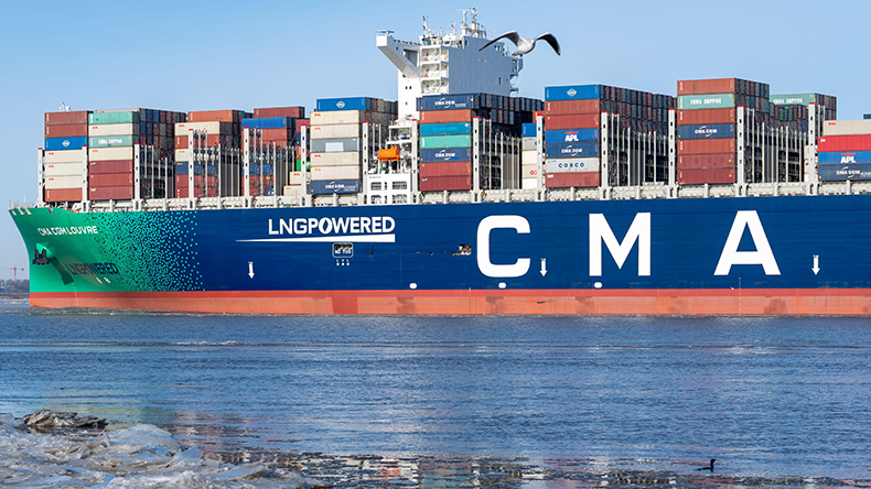 LNG-powered containership, CMA CGM Louvre
