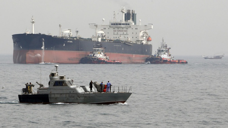 Iranian coast guard boat in the Gulf