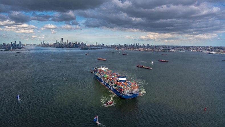 2021 08 04 PNYNJ Containership Port of New York and New Jersey