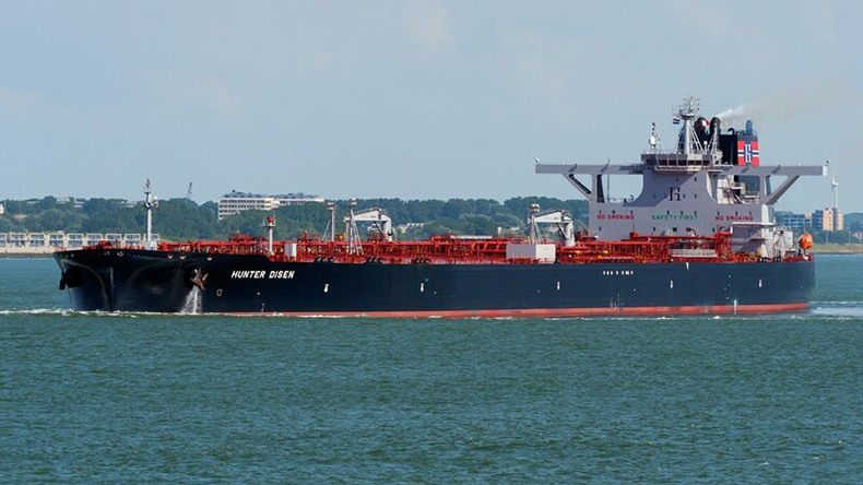 Crude oil tanker Hunter Disen at Rotterdam