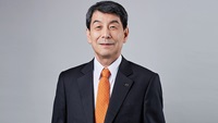 Lee Dong-gull, chairman, KDB