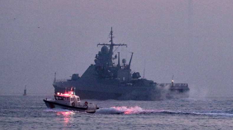 Russian Navy's patrol ship Dmitry Rogachev sails in Bosphorus on February 16